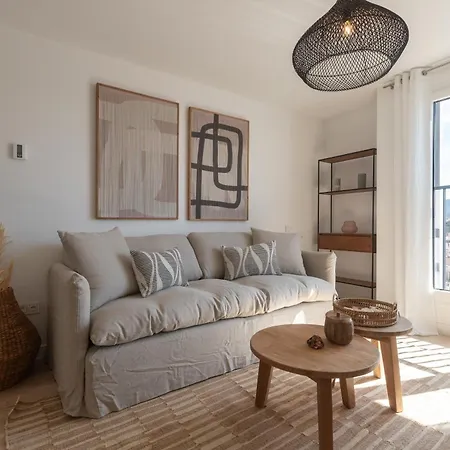 Unique Three-bedroom In The Heart Of