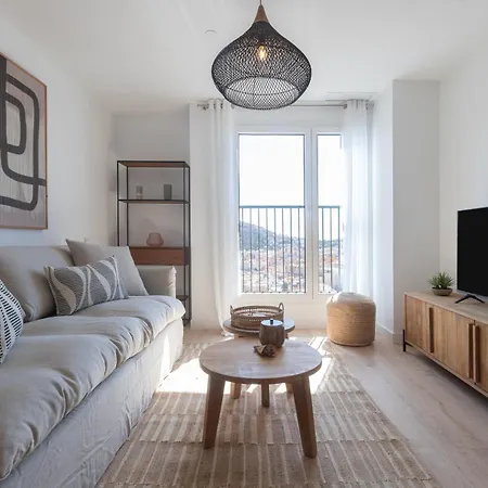 Unique Three-bedroom In The Heart Of *